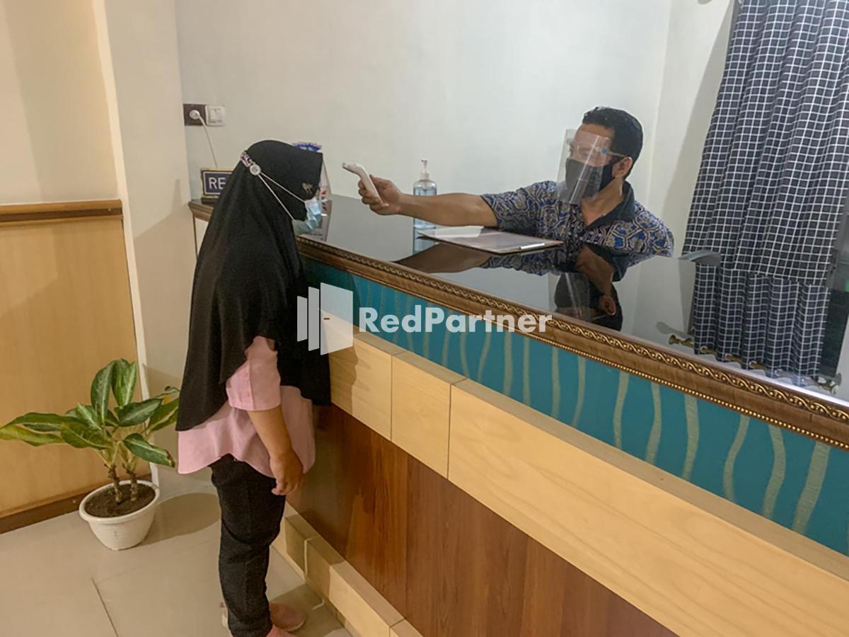 Reddoorz Syariah At Hotel Nuri Indah Dongkelan Yogyakarta Bantul Buitenkant foto